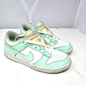 Nike Dunk Low Mint Foam White Green Sneakers Shoes FZ3534-100 Size 7Y 8.5 Womens